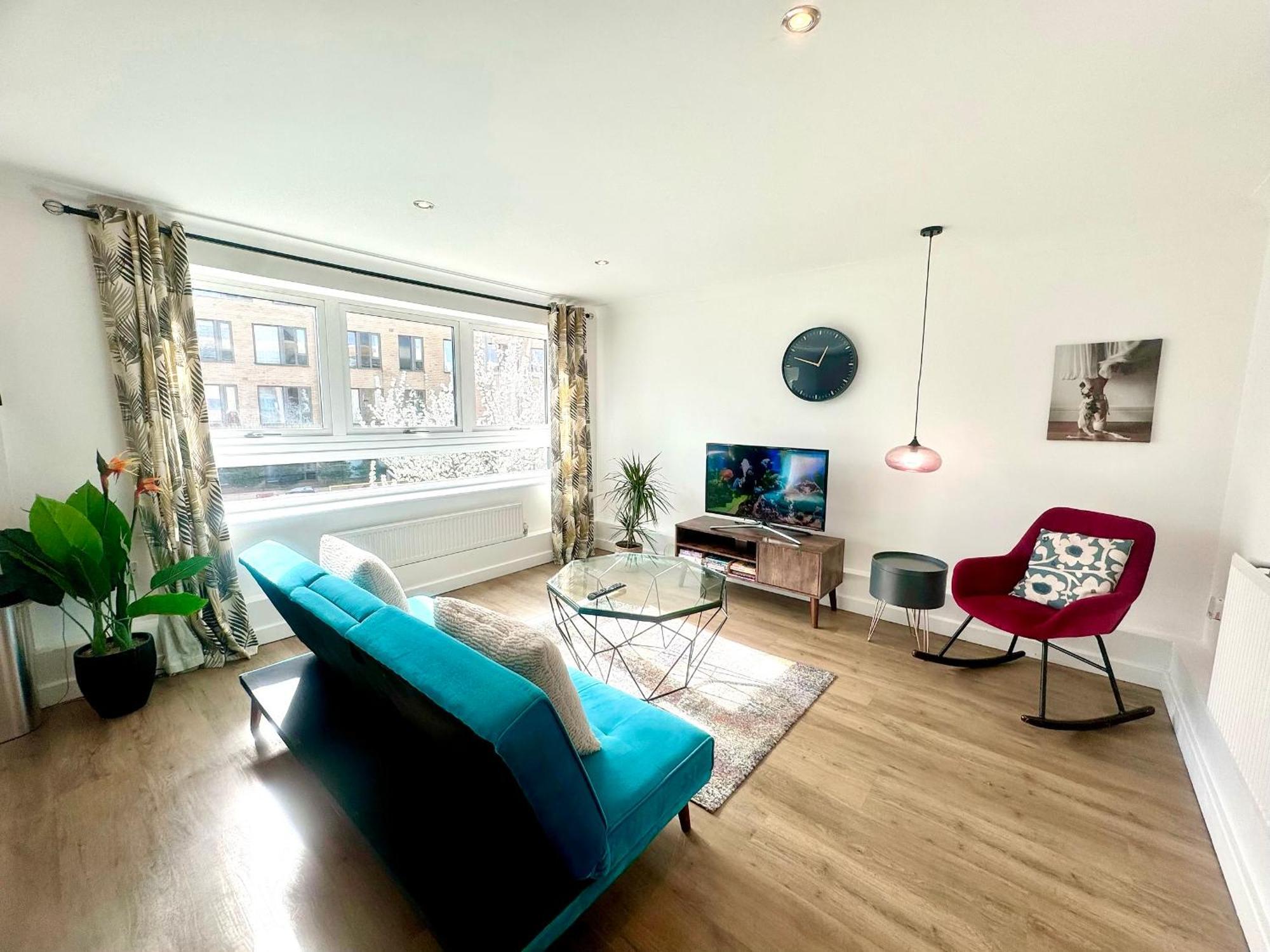 Home2 - Market Rise