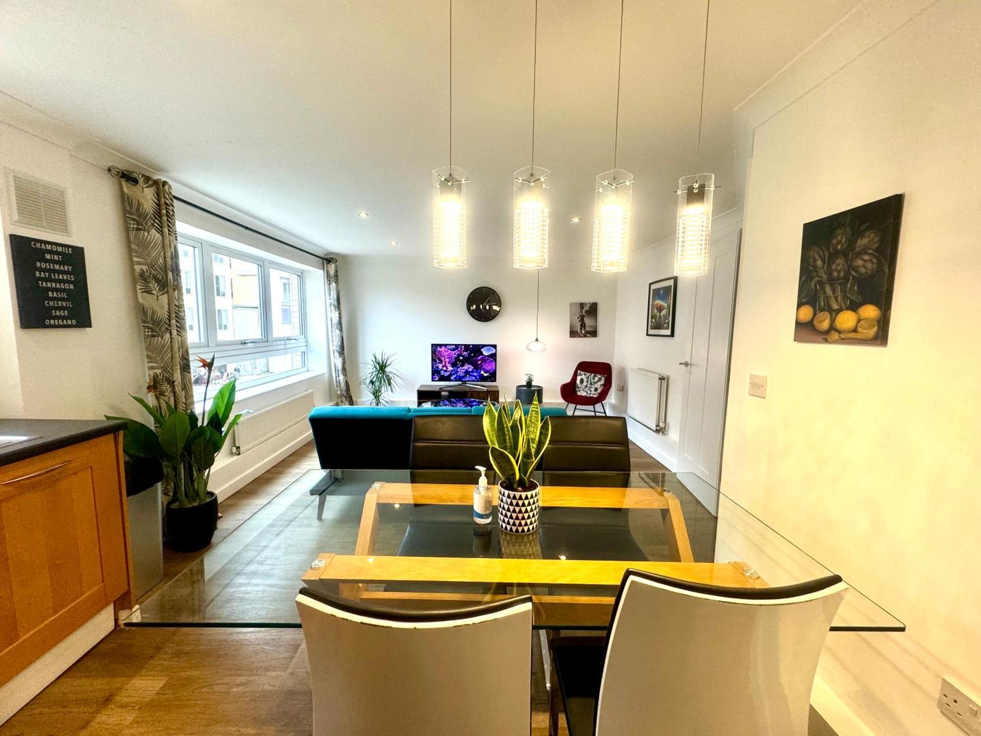 Apartment Home2 - Market Rise