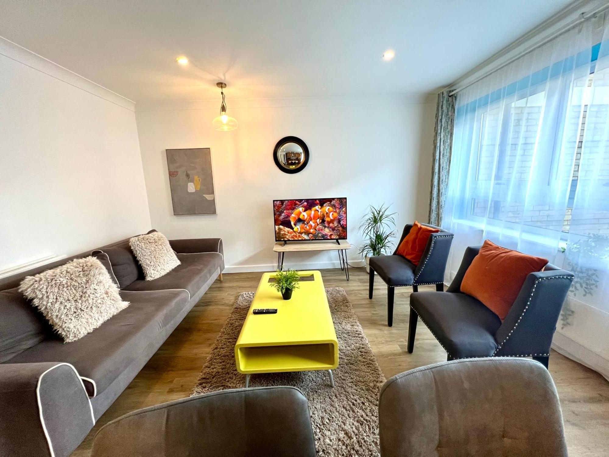 Home2 - Market Rise Apartment