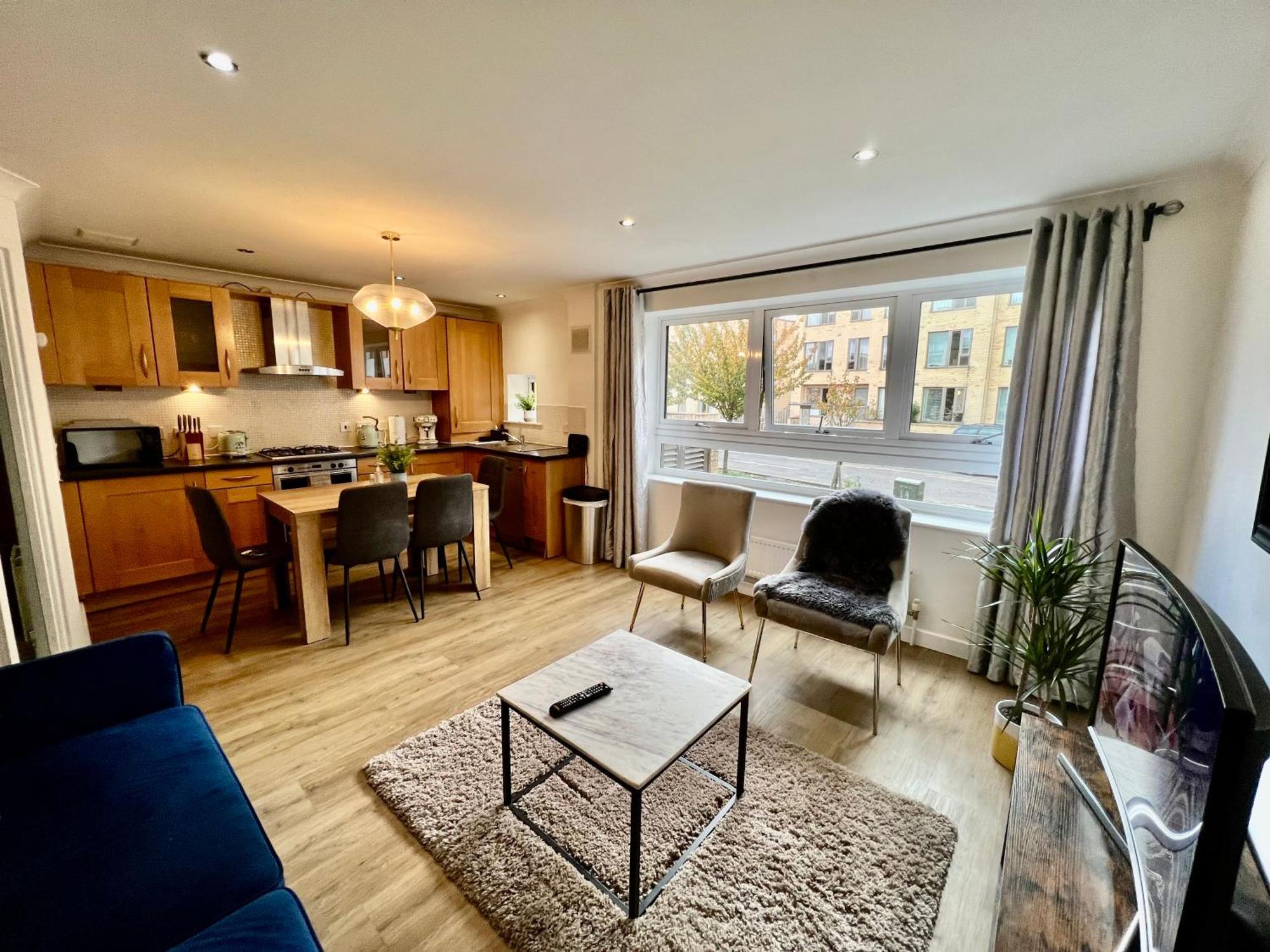 Home2 - Market Rise Apartment